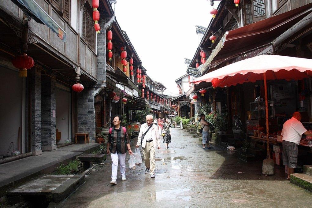 白蛇传奇洞天秘境:万古神帝的探险之旅!